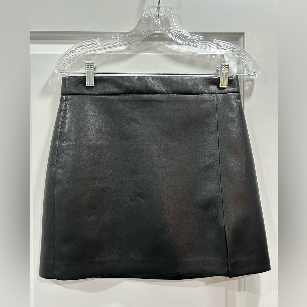 Aritzia Wilfred Vegan Leather Mini Skirt